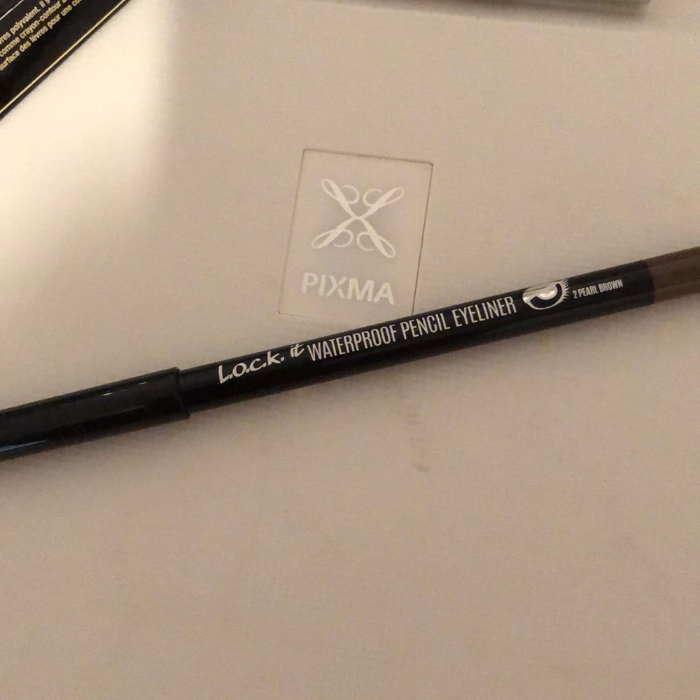 Lock it waterproof eyeliner - Pearl Brown